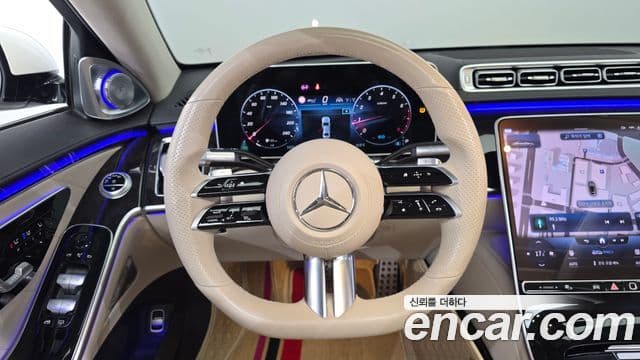 Mercedes-Benz S-Class 2021 — Photo 7/34