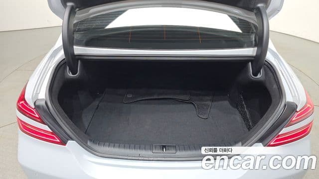 Genesis G70 2022 — ფოტო 9/31