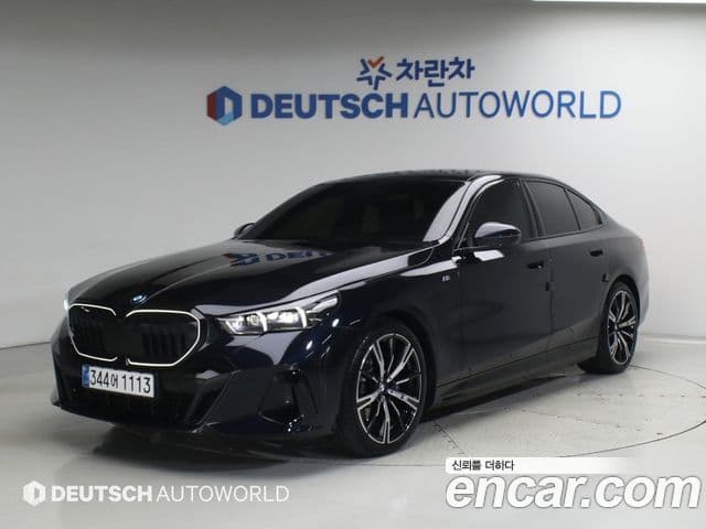 BMW 5 Series 2025 — Photo 2/20
