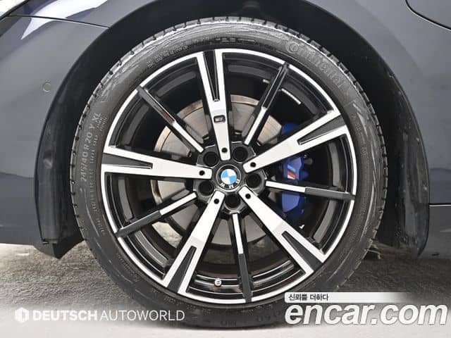 BMW 5 Series, 2025