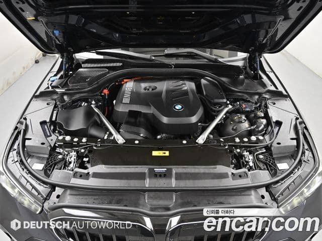 BMW 5 Series 2025 — Photo 16/20