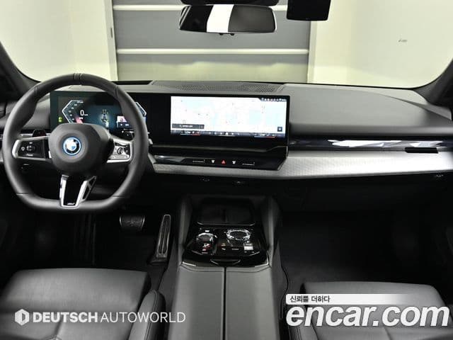 BMW 5 Series 2025 — Photo 19/20