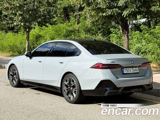BMW 5 Series, 2026