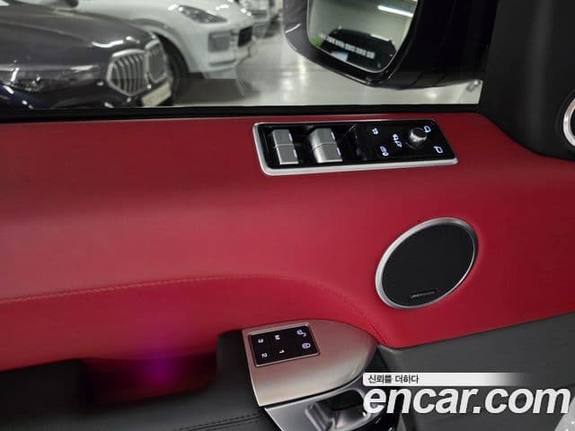 Land Rover Range Rover Sport 2018 — Photo 3/19