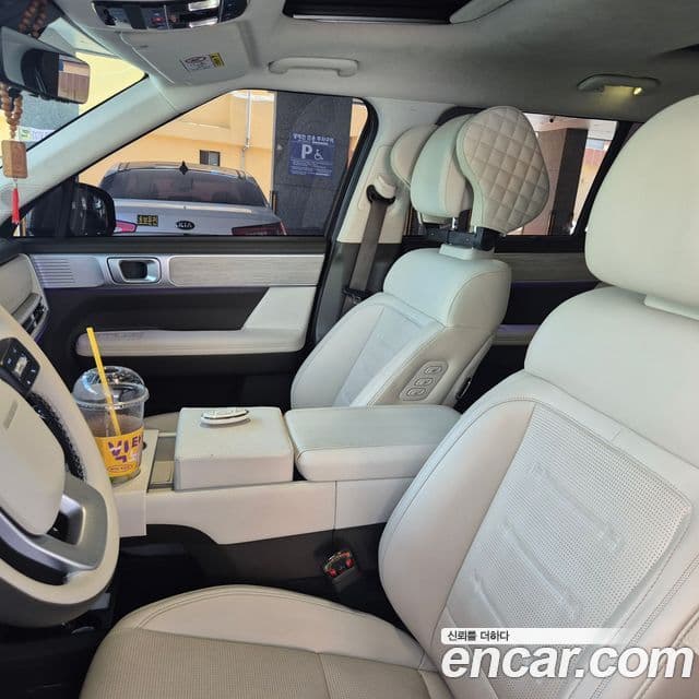 Hyundai Santa Fe 2023 — Şəkil 10/10