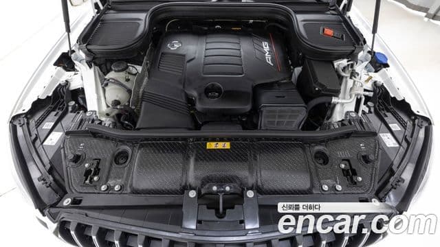 Mercedes-Benz GLE-Class 2025 — Photo 1/20