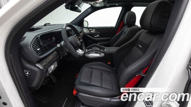Mercedes-Benz GLE-Class 2025 — Photo 14/20