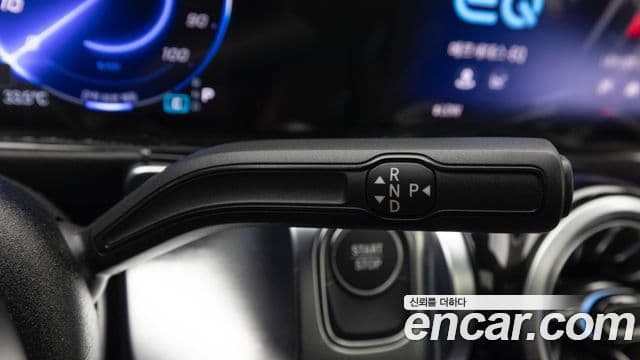 Mercedes-Benz EQB 2025 — ფოტო 11/20