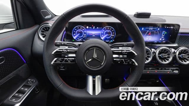 Mercedes-Benz EQB 2025 — ფოტო 13/20