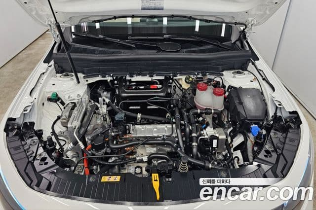 Mercedes-Benz EQB 2025 — ფოტო 7/18