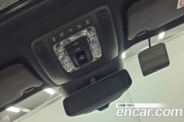 Mercedes-Benz EQB 2025 — ფოტო 5/18
