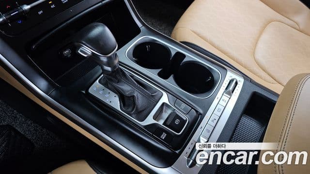 Kia Carnival 2021 — Фото 9/20