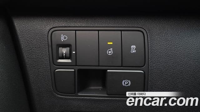Hyundai Staria 2022 — Фото 17/20