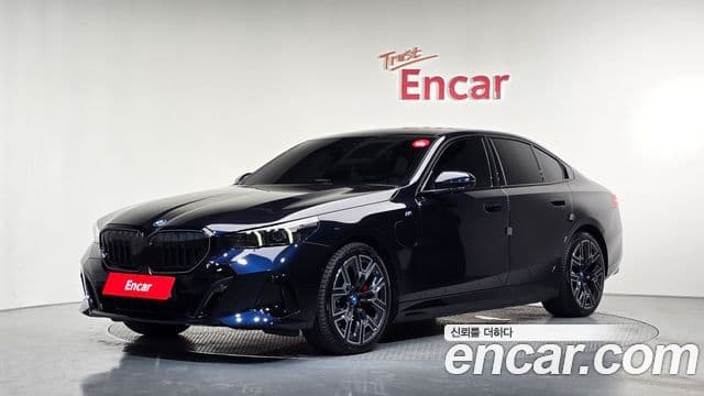 BMW 5 Series 2024 — Photo 13/31