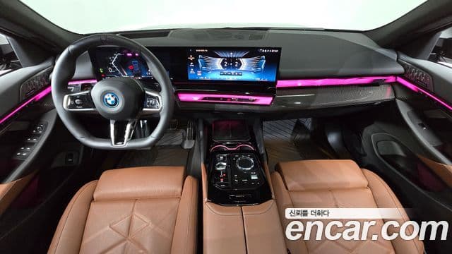 BMW 5 Series 2024 — Photo 12/31