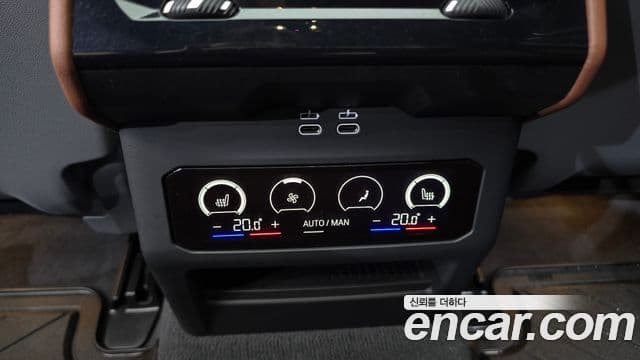 BMW 5 Series 2024 — Photo 22/31