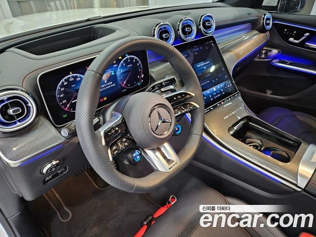 Mercedes-Benz GLC-Class 2026 — Photo 15/16