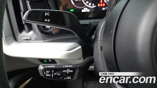 Porsche Cayenne 2024 — ფოტო 38/41