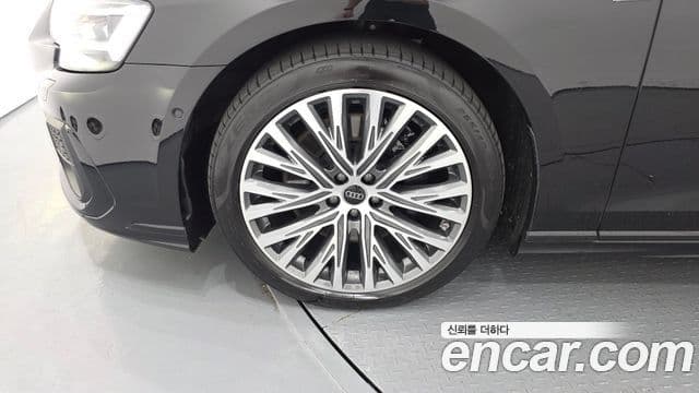Audi A8 2023 — Photo 5/20