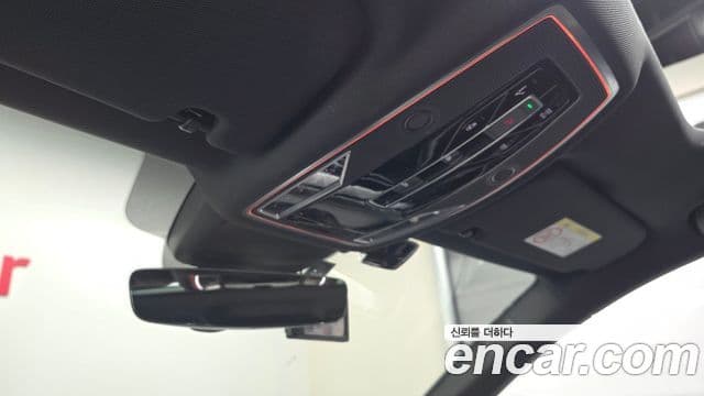 Audi A8 2023 — Photo 4/20