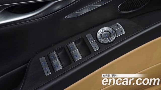 Genesis G80 2022 — Photo 24/34