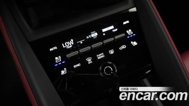 Porsche Macan EV 2025 — ფოტო 3/35