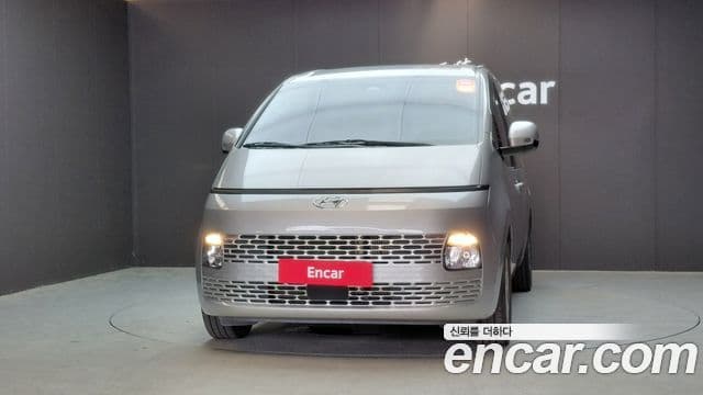 Hyundai Staria 2021 — Фото 3/20
