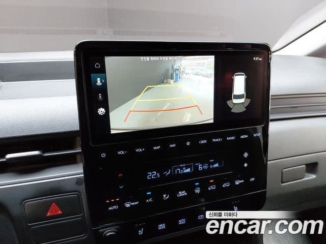 Hyundai Staria 2021 — Фото 16/20