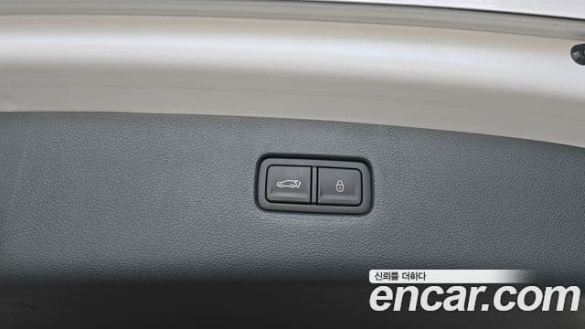 Genesis GV80 2023 — Photo 37/40