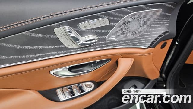 Mercedes-Benz AMG GT 2024 — Photo 4/31