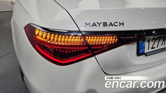 Mercedes-Benz S-Class 2024 — ფოტო 19/33
