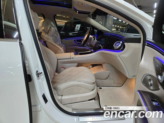 Mercedes-Benz EQS SUV 2024 — Photo 18/20