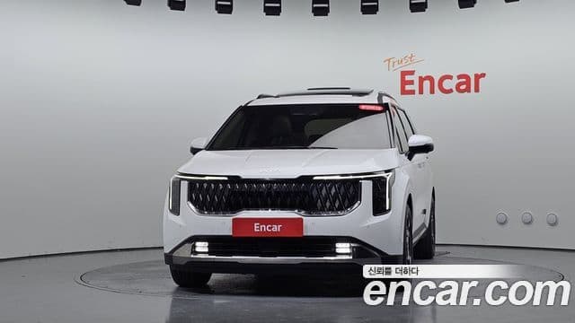 Kia Carnival 2025 — Фото 3/20