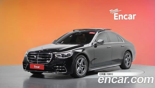 Mercedes-Benz S-Class 2023 — Фото 1/20