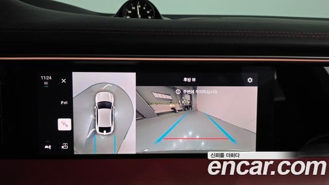 Porsche Macan EV 2025 — Photo 8/35