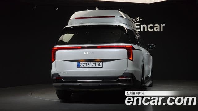 Kia Carnival 2024 — Şəkil 6/39