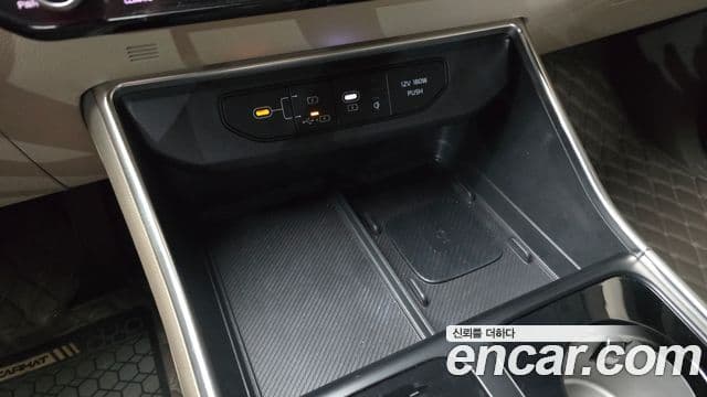 Kia Carnival 2024 — Şəkil 10/39