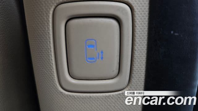 Hyundai Staria 2023 — Фото 19/20