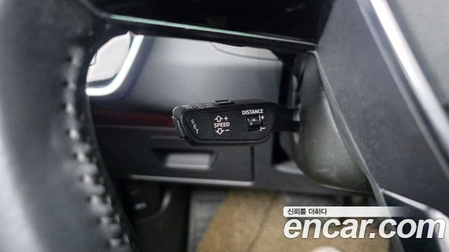 Audi A6 2020 — ფოტო 19/39