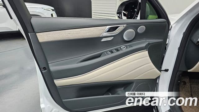 Genesis GV80 2025 — ფოტო 21/33