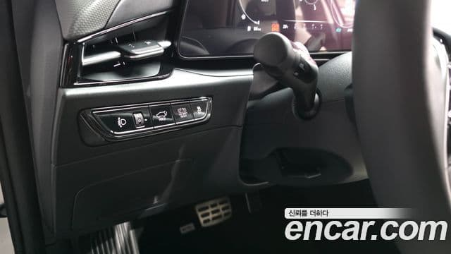 Kia Niro 2025 — Photo 18/31