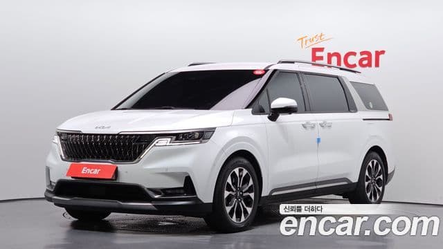 Kia Carnival 2022 — Фото 1/20