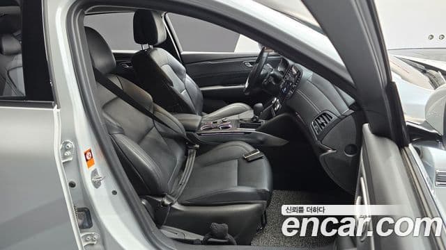 Renault Samsung SM6 2023 — ფოტო 26/32