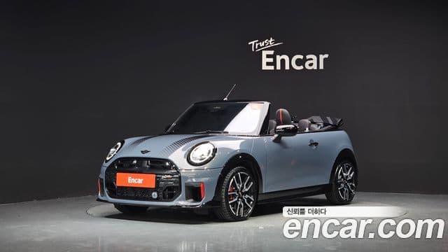 Mini Cooper S Convertible 2026 — Фото 1/20