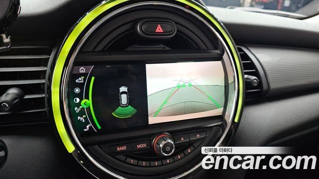 Mini Cooper 2021 — ფოტო 3/32