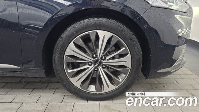 Kia K8 2021 — Şəkil 10/41
