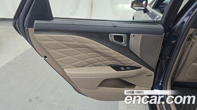 Kia K8 2021 — Şəkil 41/41