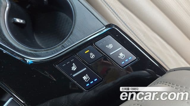 Kia K8 2021 — Şəkil 32/41