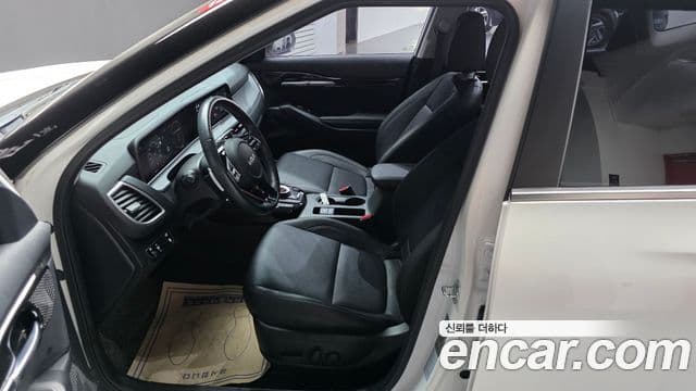 Kia Seltos 2022 — ფოტო 6/40
