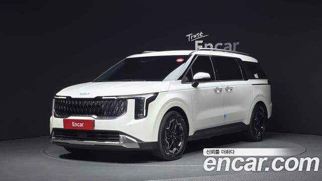 Kia Carnival 2024 — Фото 1/20
